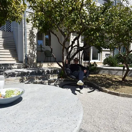 Vanja Apartament *