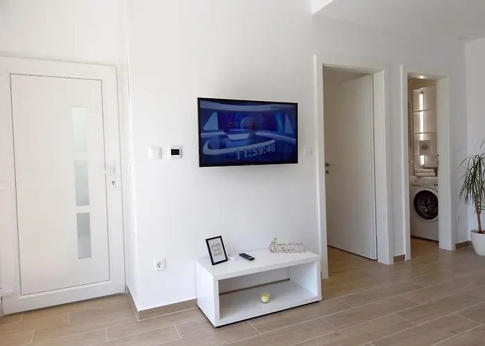 Vanja Podgora (Split-Dalmatia)