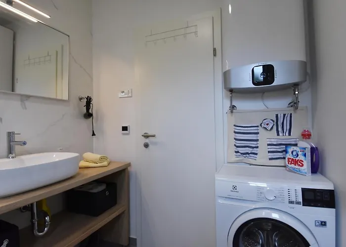 Vanja * Podgora (Split-Dalmatia)